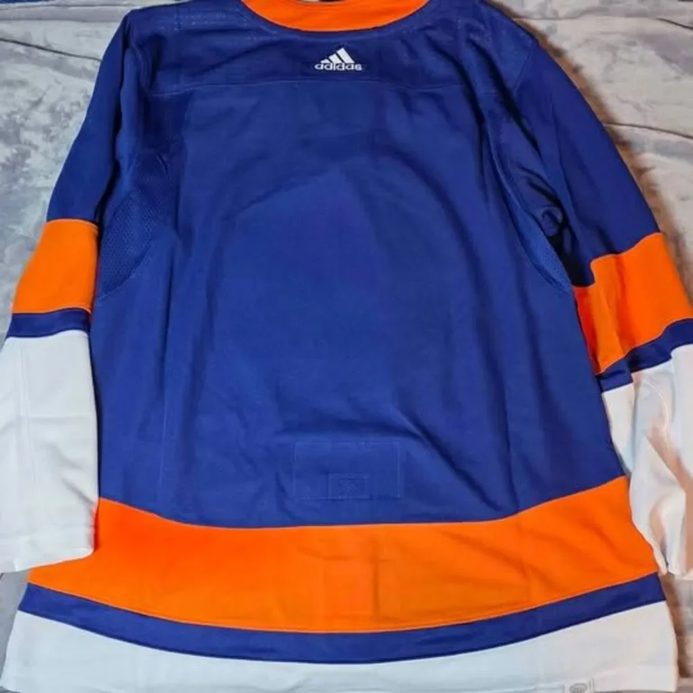 New York Islanders Authentic Adidas Mens Medium (50) NHL Team Jersey